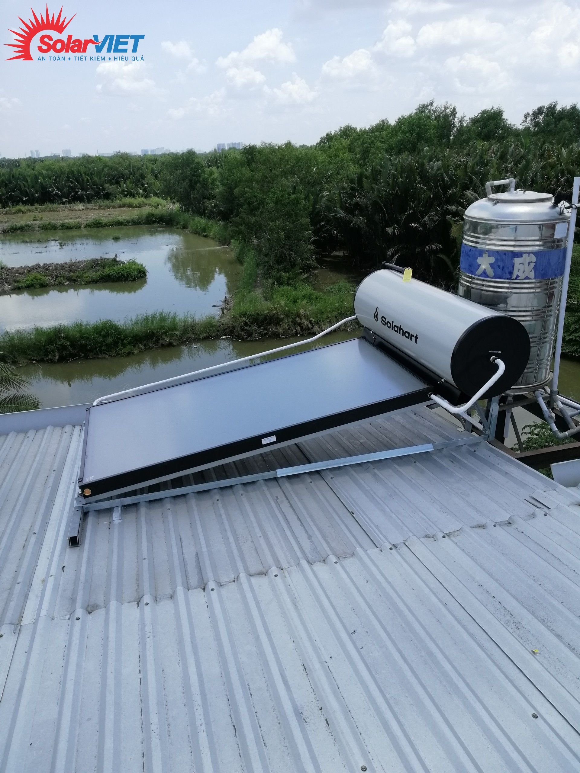 Solahart Sunheat 150 – Hệ thống máy nước nóng lắp cho hộ gia đình tại Nhà Bè