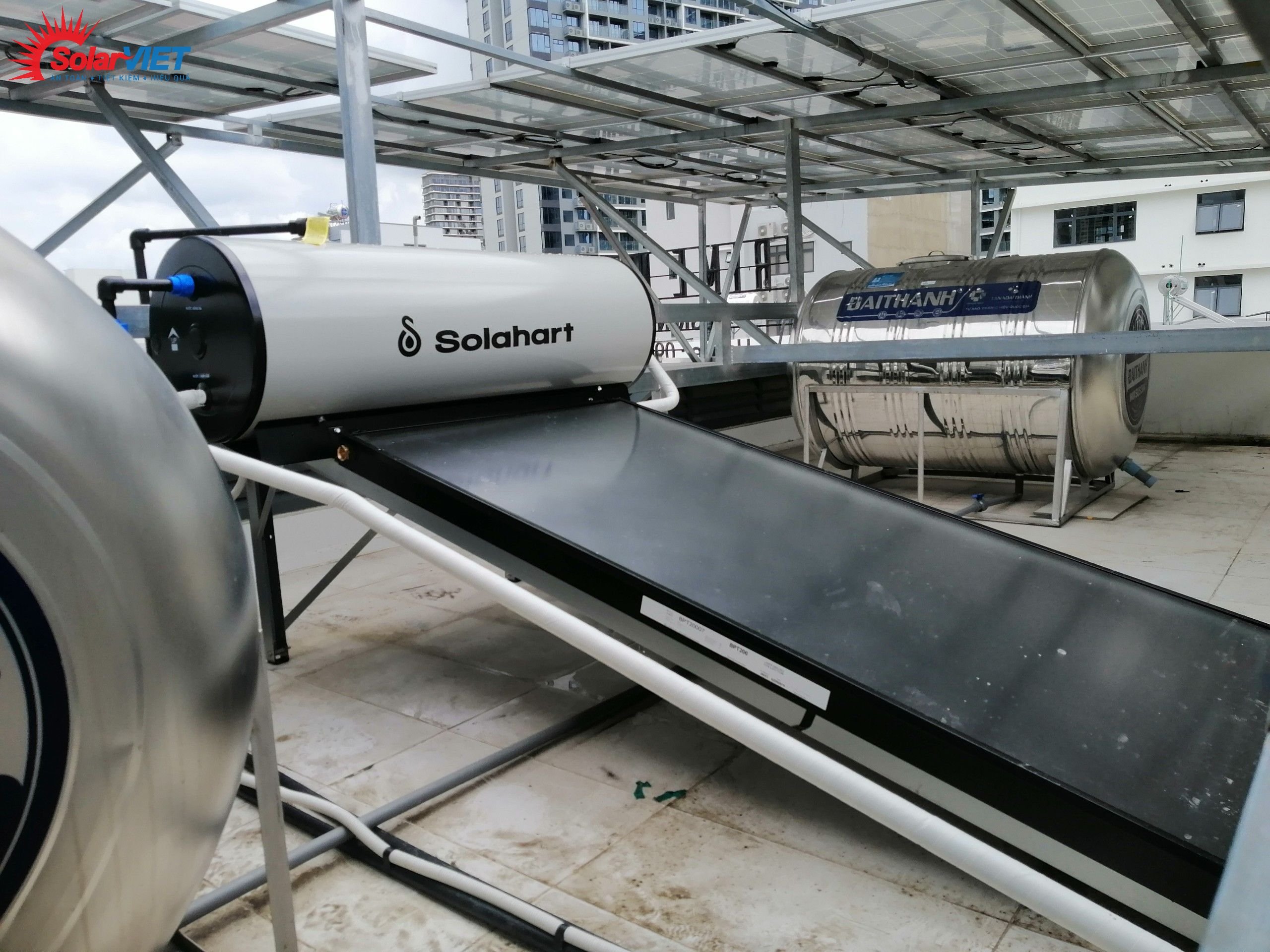 Máy Sunheat 150L – máy nước nóng năng lượng mặt trời thiết kế bởi Úc.